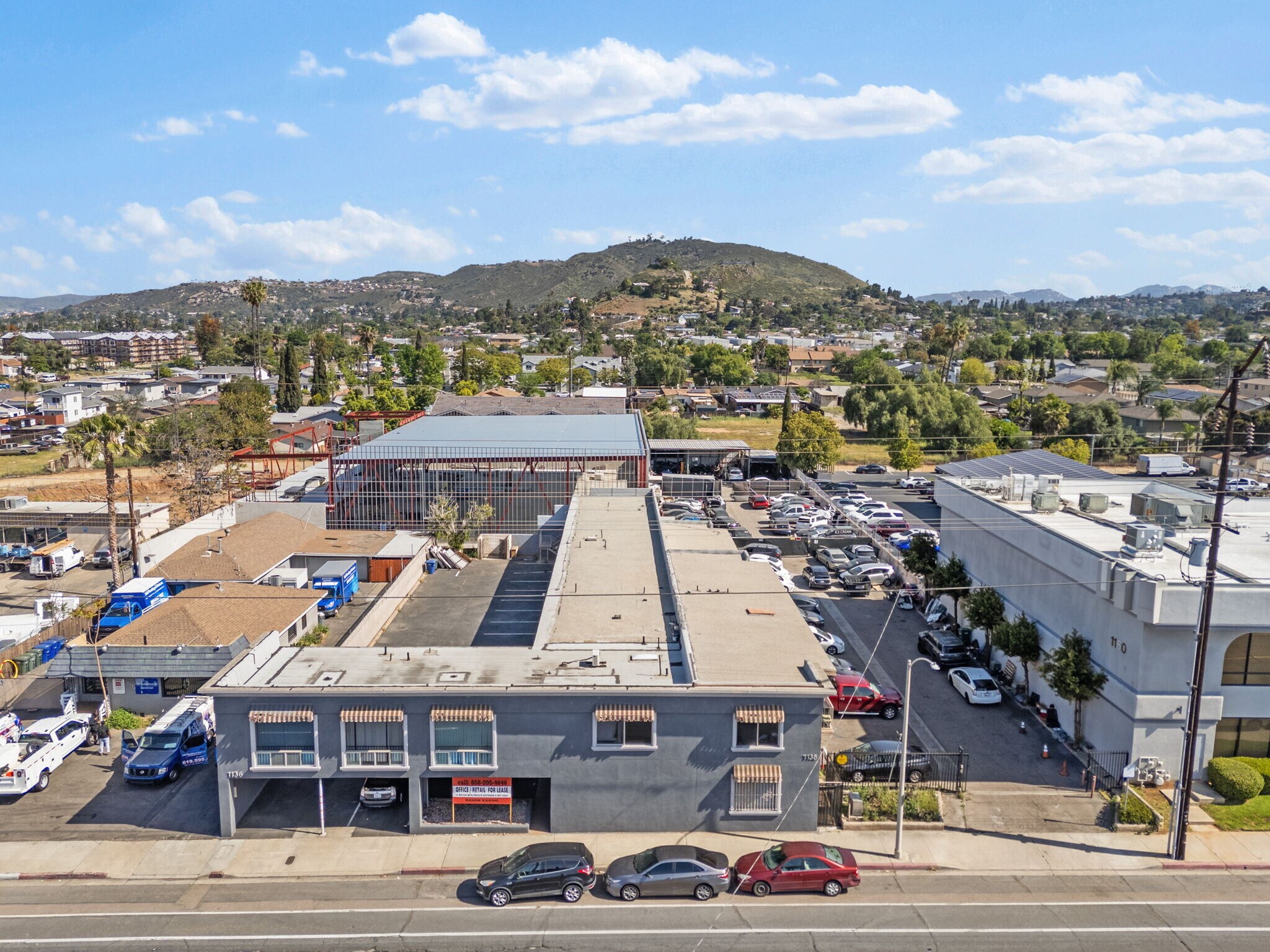 1136-1142 Broadway, El Cajon, CA à vendre Photo du bâtiment- Image 1 de 11