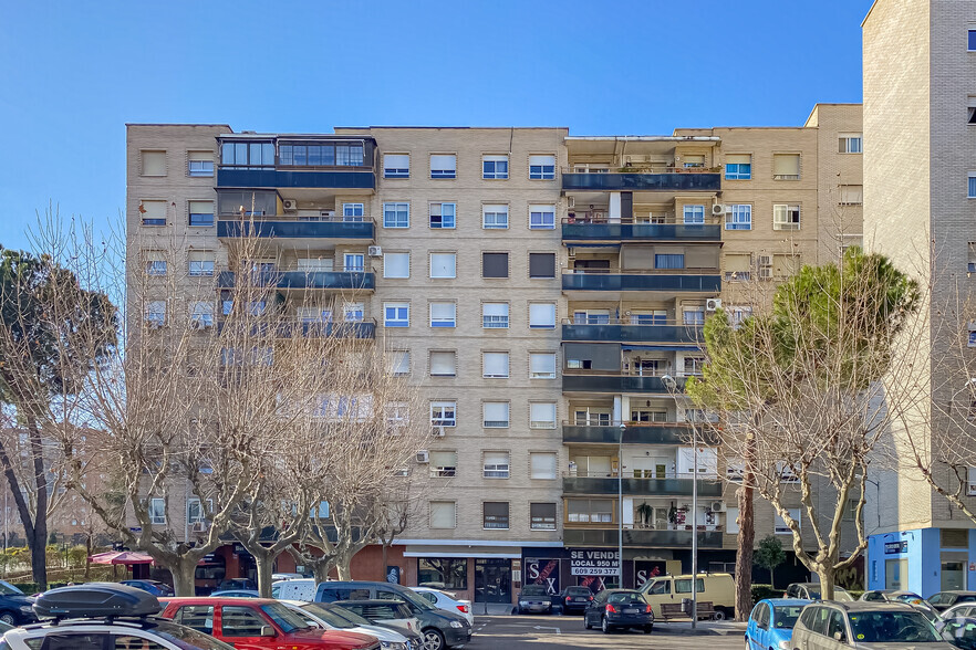 Calle Sierra de Alcubierre, 12, Alcorcón, Madrid for sale - Primary Photo - Image 1 of 2