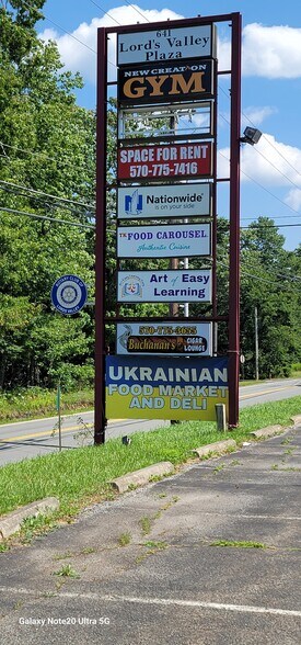 641 Route 739, Lords Valley, PA à vendre - Photo du bâtiment - Image 2 de 9