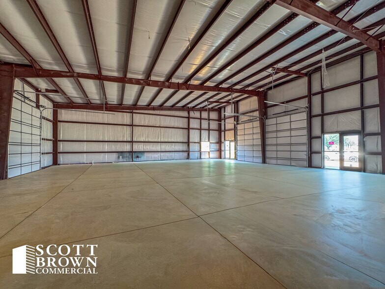 1651 Hill Ln, Little Elm, TX à louer - Photo du bâtiment - Image 2 de 12