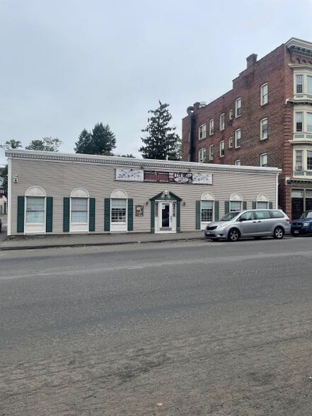 478 W Main St, Waterbury, CT for lease - Building Photo - Image 1 of 9