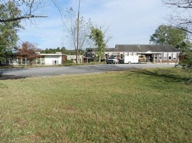 141 Odd Fellows Cemetery Rd, Rockwood TN - Day Care Centre