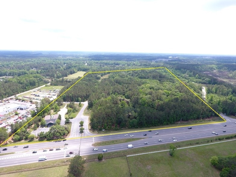 5 Hampton Pky, Bluffton, SC for sale - Building Photo - Image 1 of 8