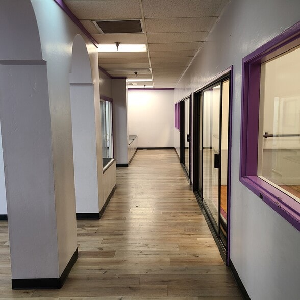 4520 Stine Rd, Bakersfield, CA for lease - Interior Photo - Image 2 of 10