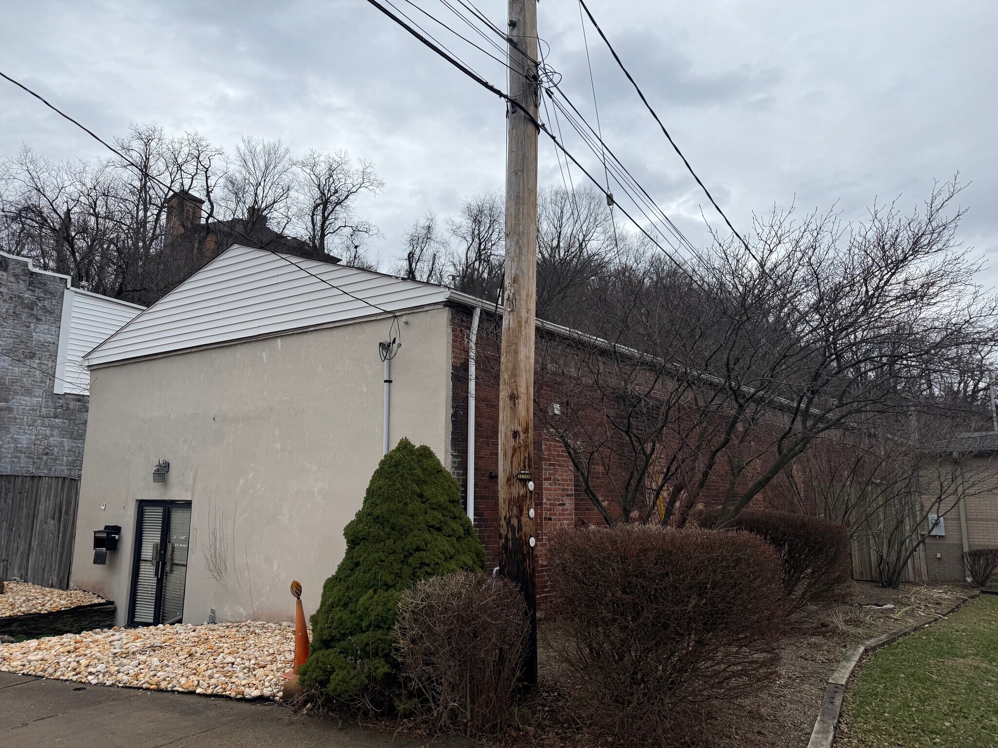 454 W 8th Ave, West Homestead, PA for sale Primary Photo- Image 1 of 25