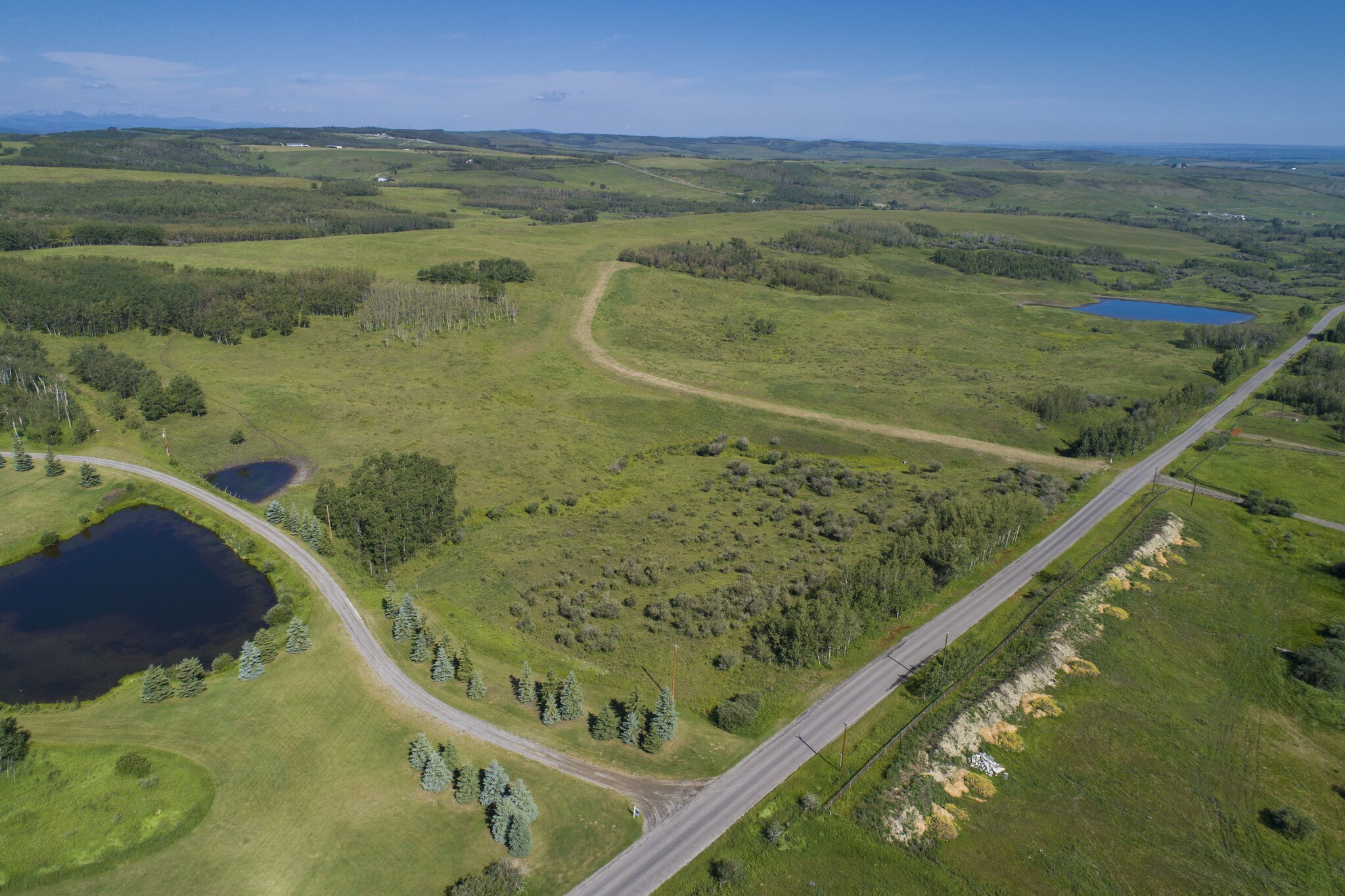 266002 128 St W, Foothills No 31, AB for sale Primary Photo- Image 1 of 1