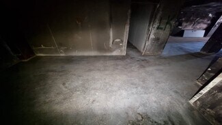 Plus de détails pour Multi-résidentiel à vendre