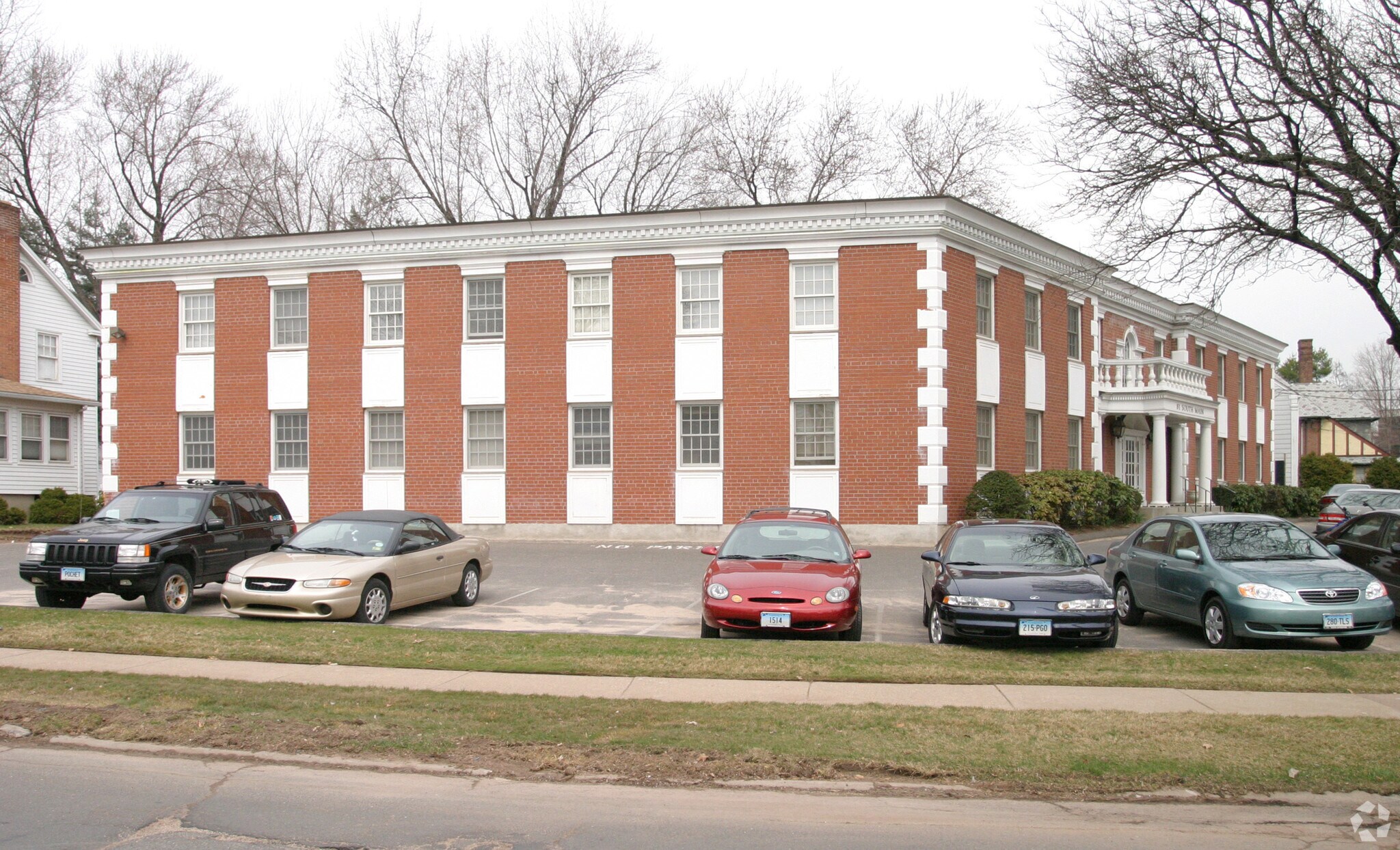 81 S Main St, West Hartford, CT for sale Primary Photo- Image 1 of 1