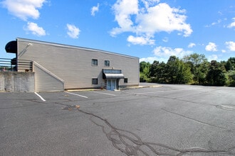 267 Post Rd, Westerly, RI for lease Building Photo- Image 1 of 15