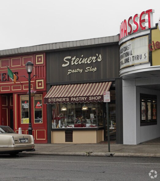 432 Plandome Rd, Manhasset, NY à louer - Photo du bâtiment - Image 2 de 2