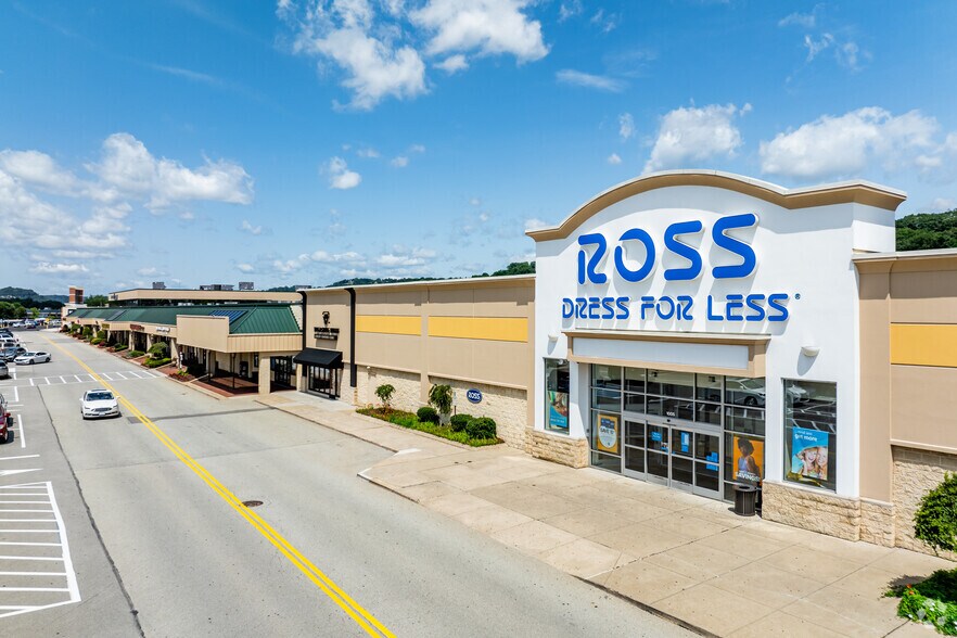 921-1001 Freeport Rd, Pittsburgh, PA for lease - Building Photo - Image 2 of 5