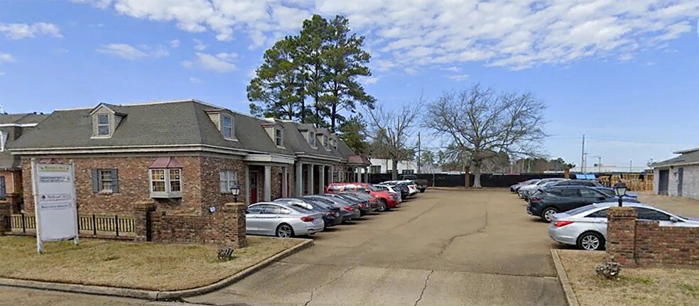 5440 Executive Pl, Jackson, MS à vendre - Photo du bâtiment - Image 2 de 16