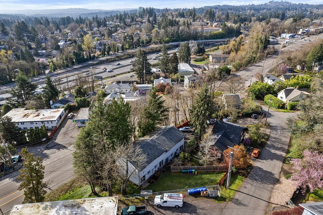 7820 SW 17th Dr, Portland, OR for sale Primary Photo- Image 1 of 1