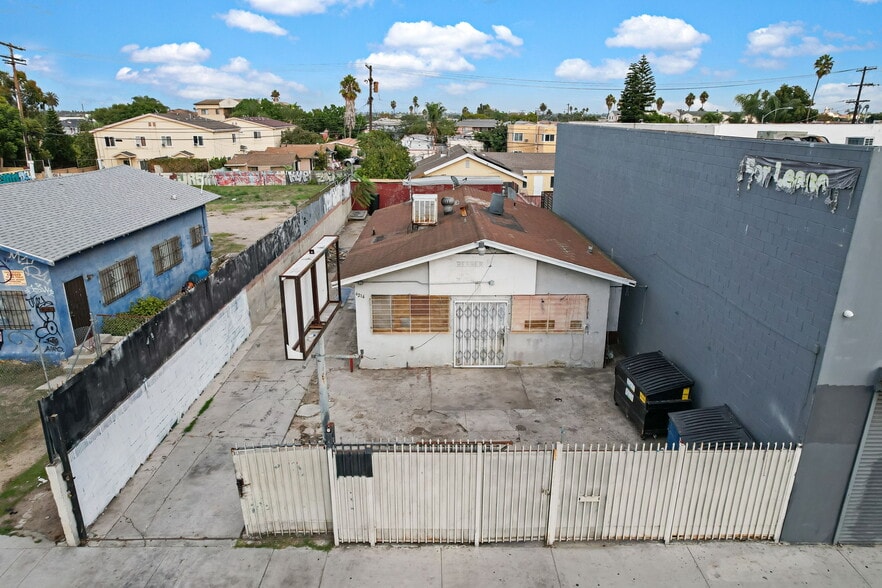 6216 Crenshaw Blvd, Los Angeles, CA for sale - Building Photo - Image 2 of 24