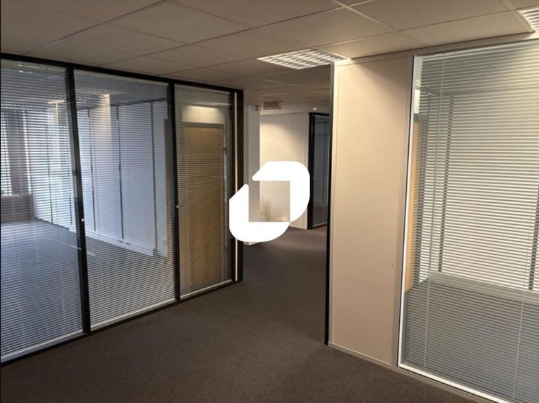 20 Avenue De La Paix-Simone Veil, Strasbourg for lease - Interior Photo - Image 2 of 7