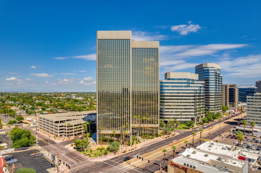 2600 N Central Ave, Phoenix, AZ for lease - Building Photo - Image 1 of 13