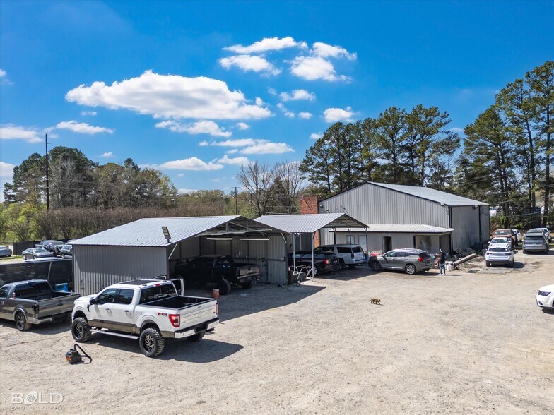 6508 W 70th St, Shreveport, LA à louer - Photo du bâtiment - Image 2 de 26