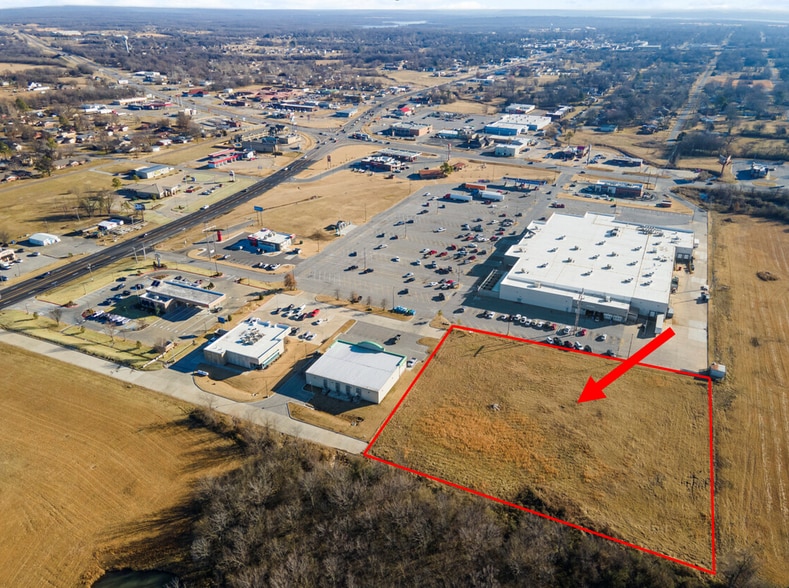 410 Wall St, Wagoner, OK for sale - Building Photo - Image 2 of 4