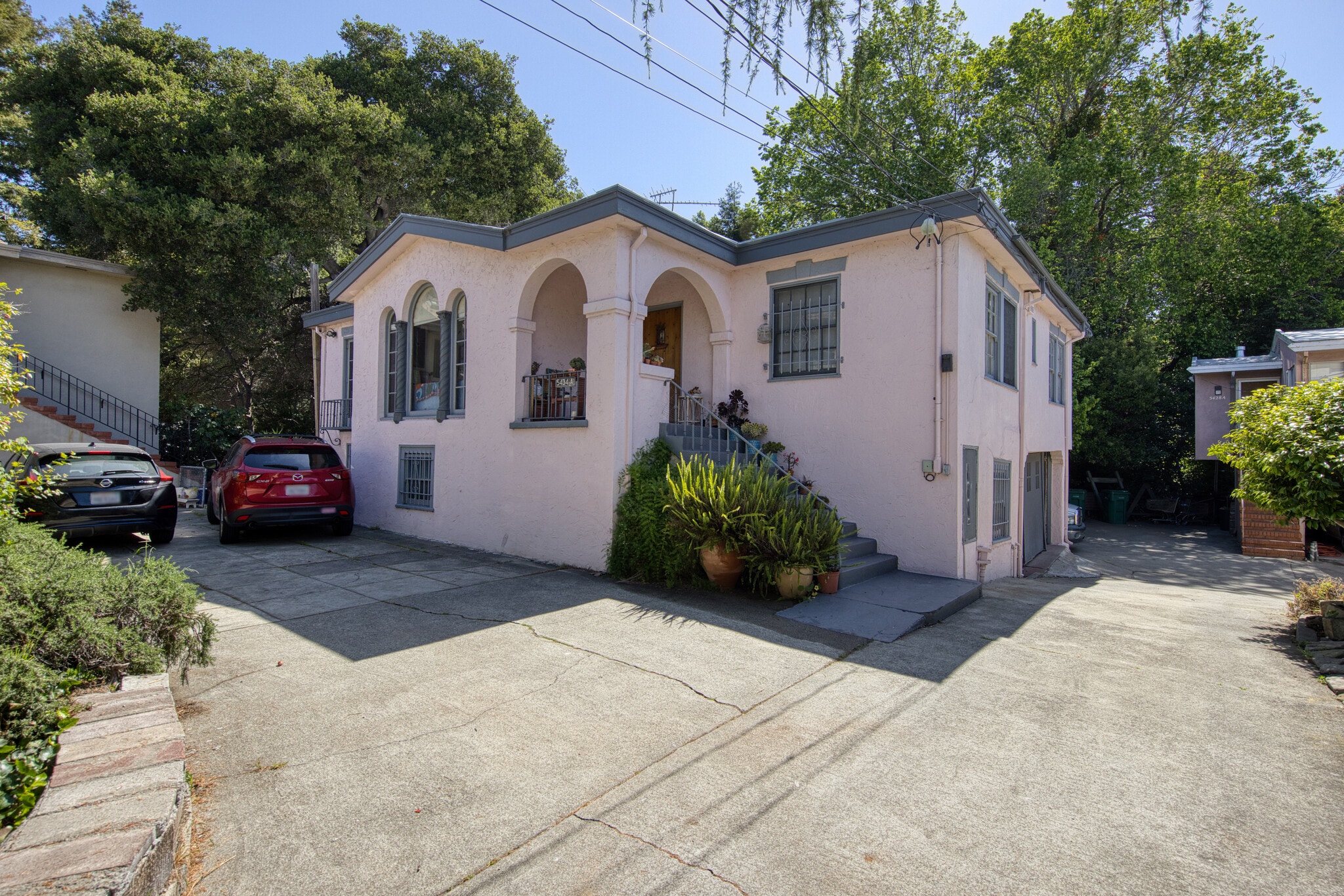 5428 Claremont Ave, Oakland, CA for sale Building Photo- Image 1 of 6