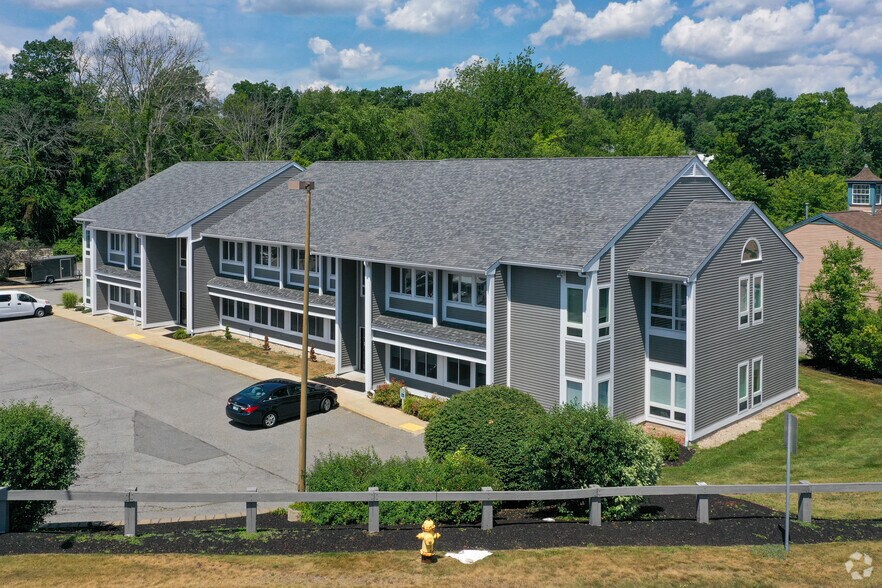 12-14 Stiles Rd, Salem, NH for lease - Building Photo - Image 2 of 3