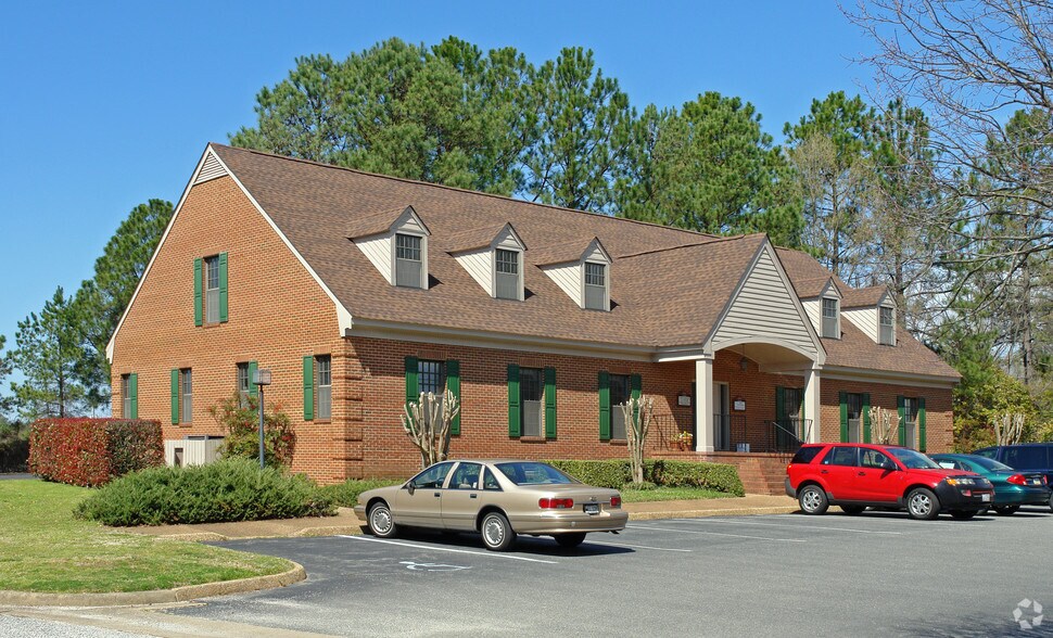 1116-1118 Professional Dr, Williamsburg, VA à louer - Photo du bâtiment - Image 1 de 3