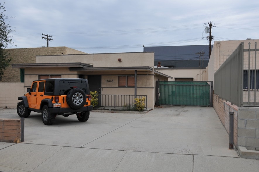 1843 N Keystone St, Burbank, CA for sale - Building Photo - Image 3 of 5