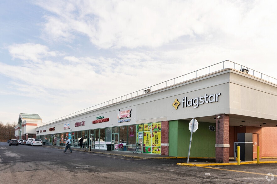 1441-1451 Richmond Ave, Staten Island, NY for lease - Primary Photo - Image 1 of 1