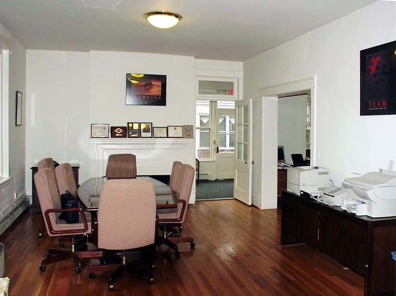 4619 S Broad St, Philadelphia, PA for lease - Interior Photo - Image 2 of 5