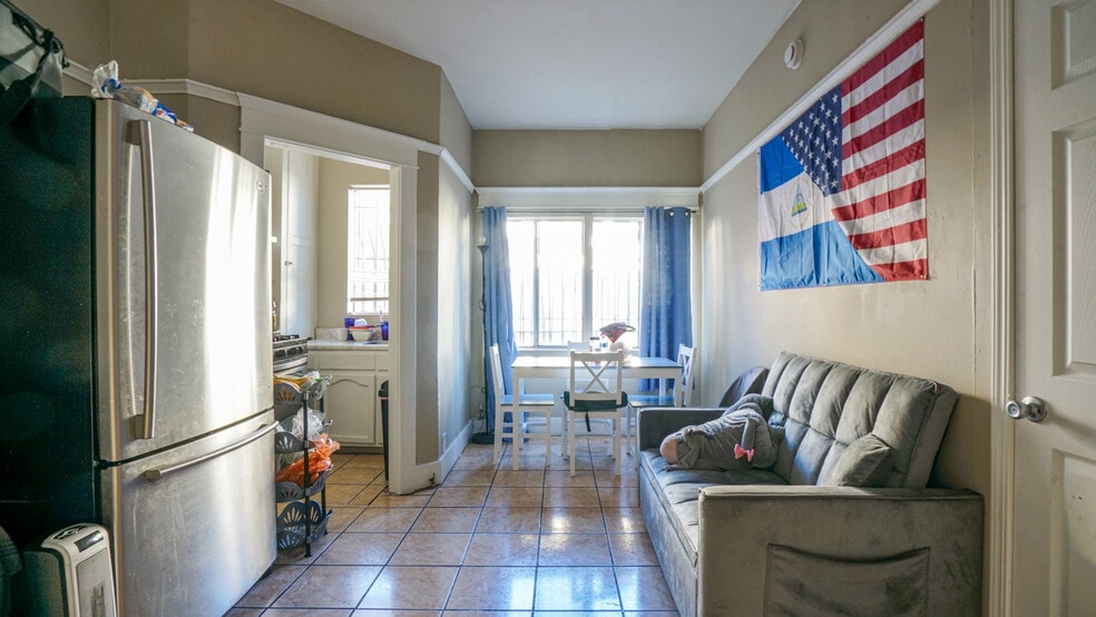 1909 N BROADWAY, Los Angeles, CA for sale - Building Photo - Image 3 of 12