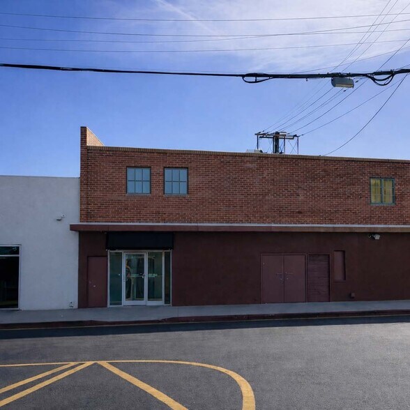 6949 La Tijera Blvd, Los Angeles, CA à louer - Photo du bâtiment - Image 3 de 4