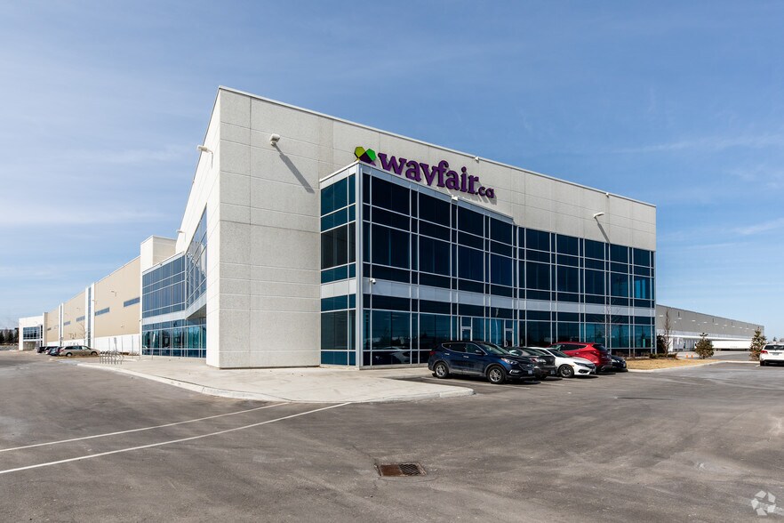 2020 Logistics Dr, Mississauga, ON for sale - Primary Photo - Image 1 of 1