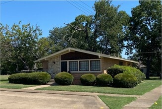 500 W Nash St, Terrell, TX à louer Photo du bâtiment- Image 1 de 1
