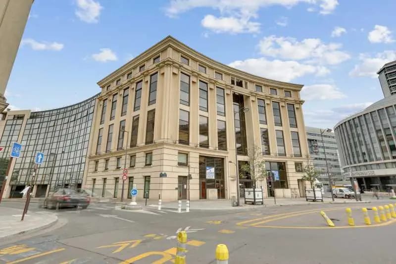 23 Place De Catalogne, Paris for lease - Building Photo - Image 1 of 11