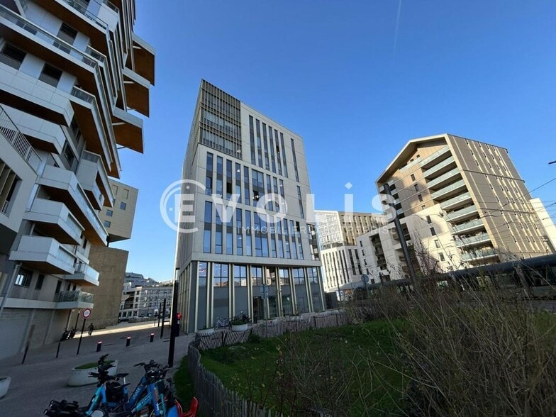 19-21 Rue Carle Vernet, Bordeaux for lease - Building Photo - Image 2 of 9