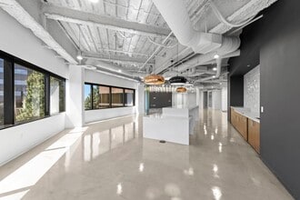 4365 Executive Dr, San Diego, CA for lease Interior Photo- Image 2 of 13