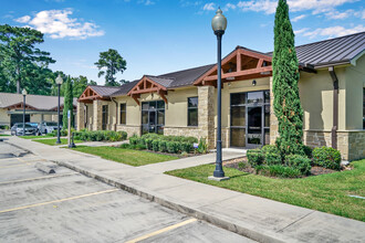 10318 Lake Rd, Houston, TX for lease Building Photo- Image 1 of 54