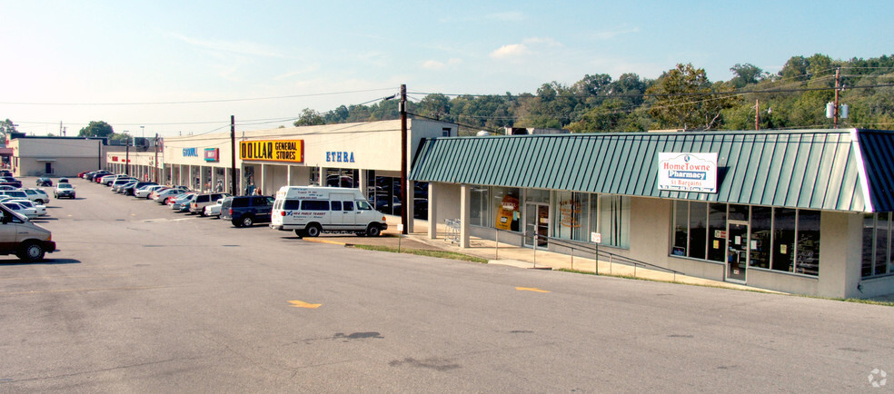 404-468 Eastern Plaza Shopping Ctr, Newport, TN à vendre - Photo principale - Image 1 de 1