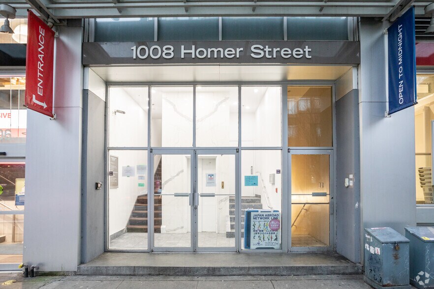 1008 Homer St, Vancouver, BC à louer - Photo du bâtiment - Image 2 de 6