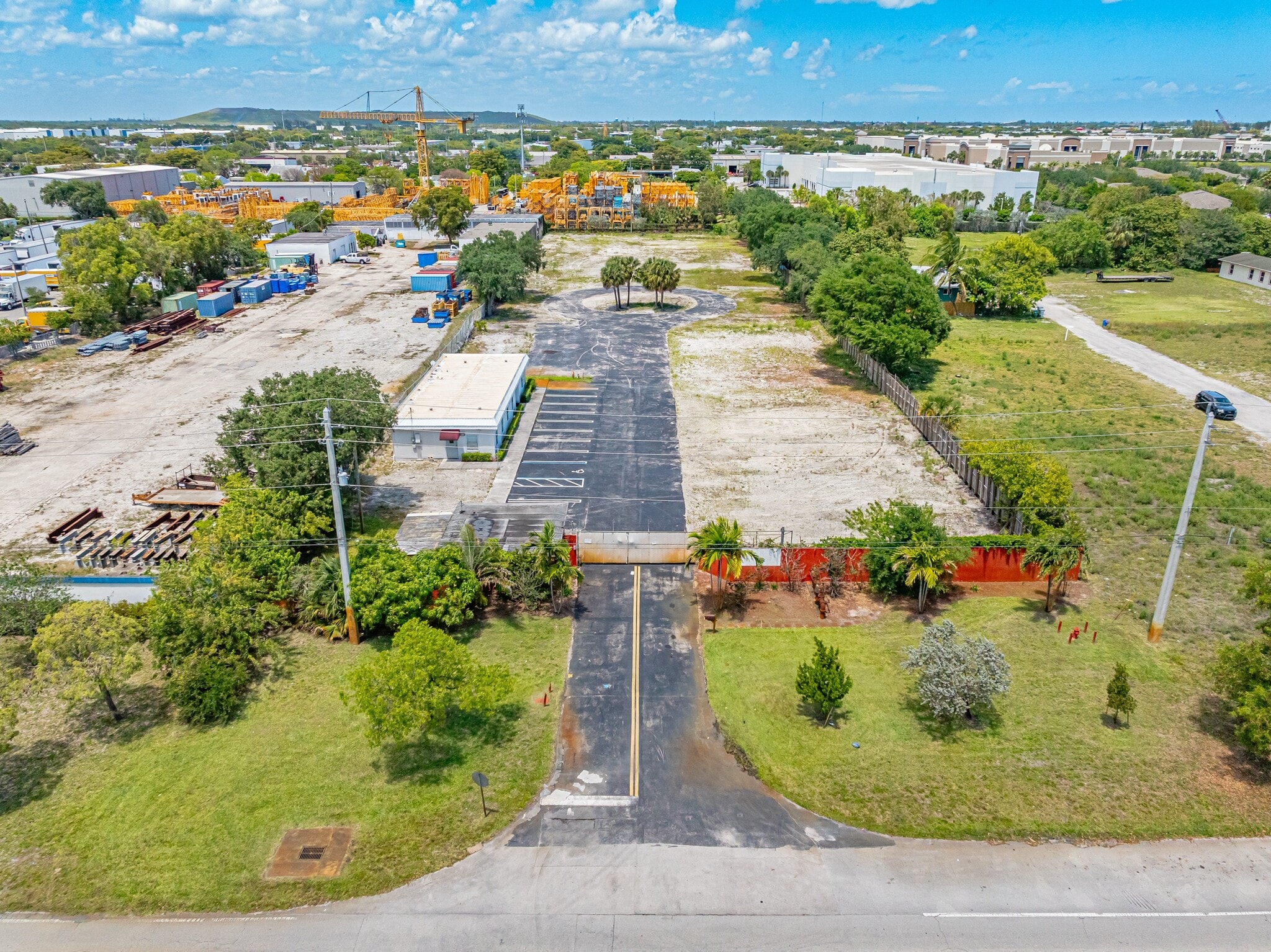 1911 NW 15th St, Pompano Beach, FL for lease Building Photo- Image 1 of 6