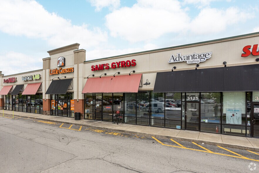 3109-3141 S 2nd St, Louisville, KY à louer - Photo du bâtiment - Image 2 de 3