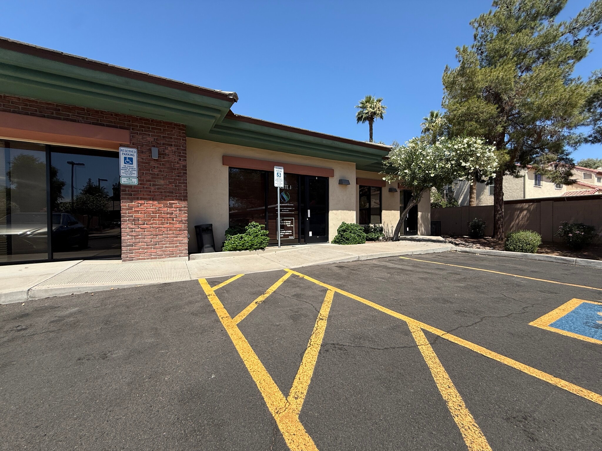 650 W Maryland Ave, Phoenix, AZ for lease Interior Photo- Image 1 of 12