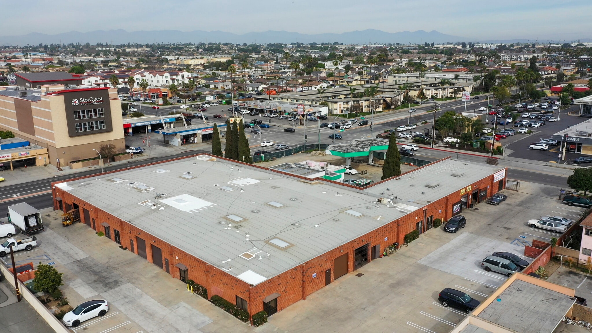 1420 W Rosecrans Ave, Gardena, CA for lease Primary Photo- Image 1 of 7