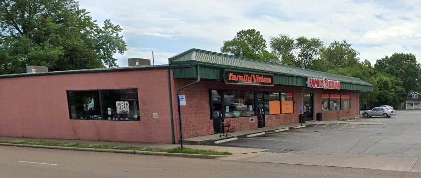 1609 W Main St, Belleville, IL for lease - Primary Photo - Image 1 of 4