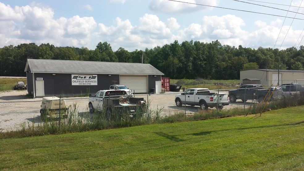 6066 Canton Rd NW, Carrollton, OH for lease - Primary Photo - Image 1 of 5