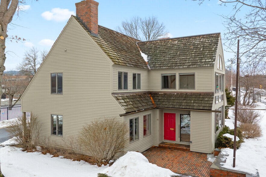 68 Lyme Rd, Hanover, NH à vendre - Photo du bâtiment - Image 2 de 55