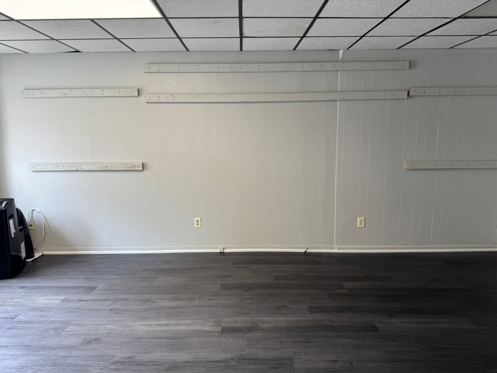 437 Cavitt Ave, Trafford, PA for lease Interior Photo- Image 1 of 8