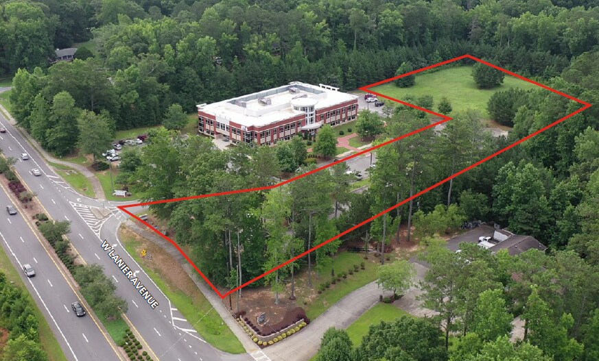 878 W Lanier Ave, Fayetteville, GA à vendre - Photo du bâtiment - Image 1 de 1