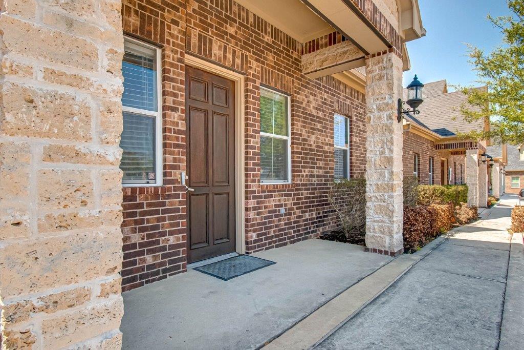 303 Longmire Rd, Conroe, TX à vendre Photo principale- Image 1 de 1