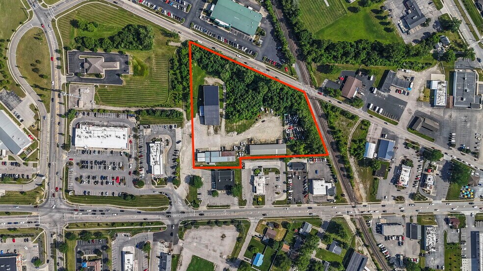 1005 Delaware Ave, Marysville, OH à vendre - Photo du bâtiment - Image 2 de 40