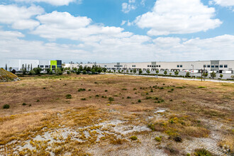 11216 Citrus Ave, Fontana, CA - Aérien  Vue de la carte - Image1